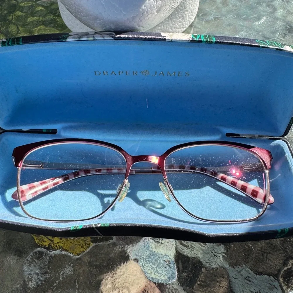 Draper James DJ5031 Merlot Gingham Eyeglasses Frames with Floral Case‎ 52-17-135